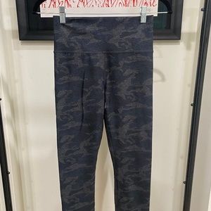 vuori Clean Elevation Legging